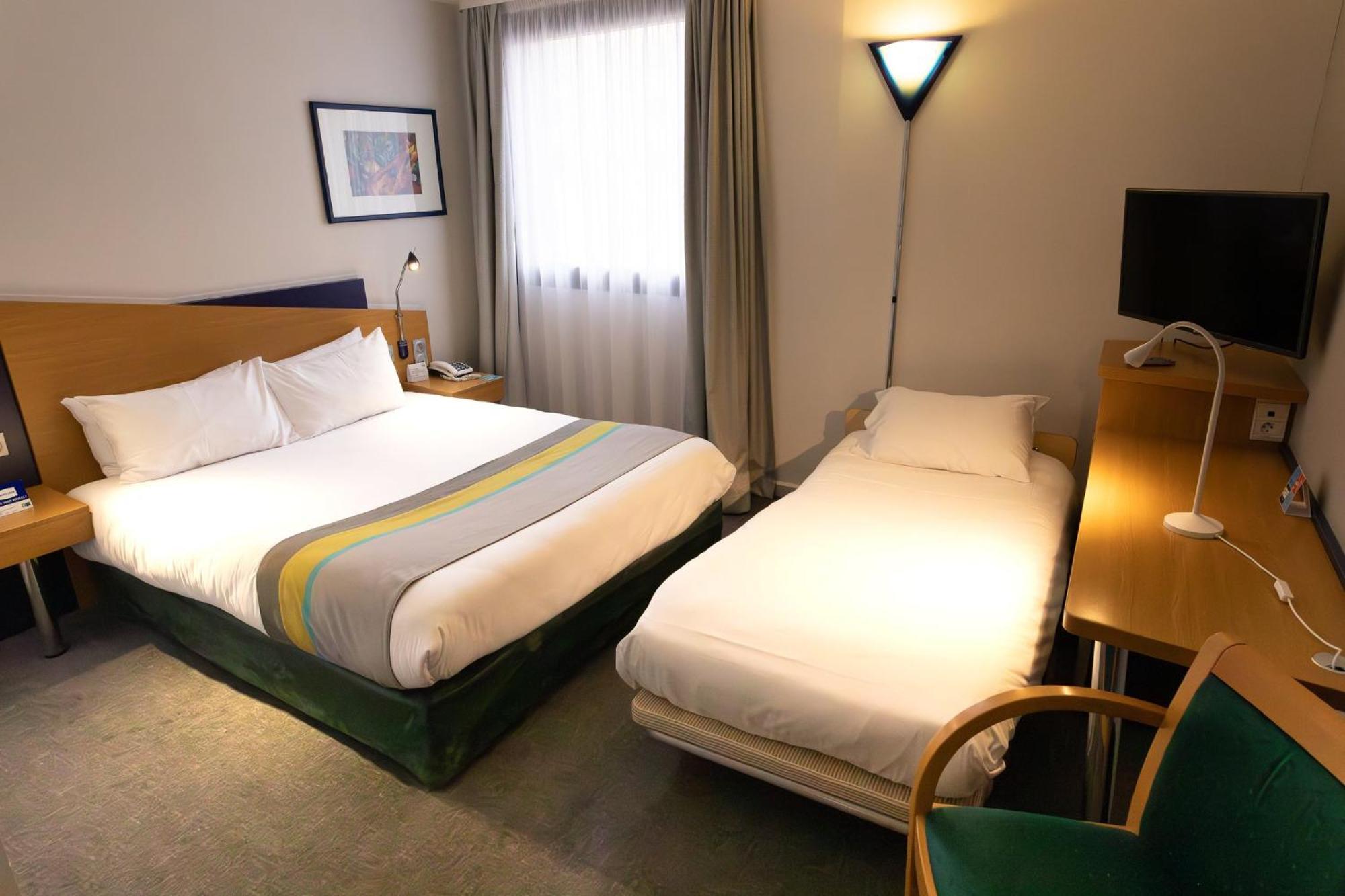 Express By Ihg 3*